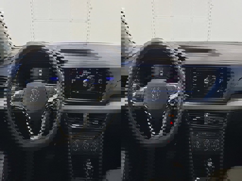 Used 2022 Volkswagen Taos SE image 16