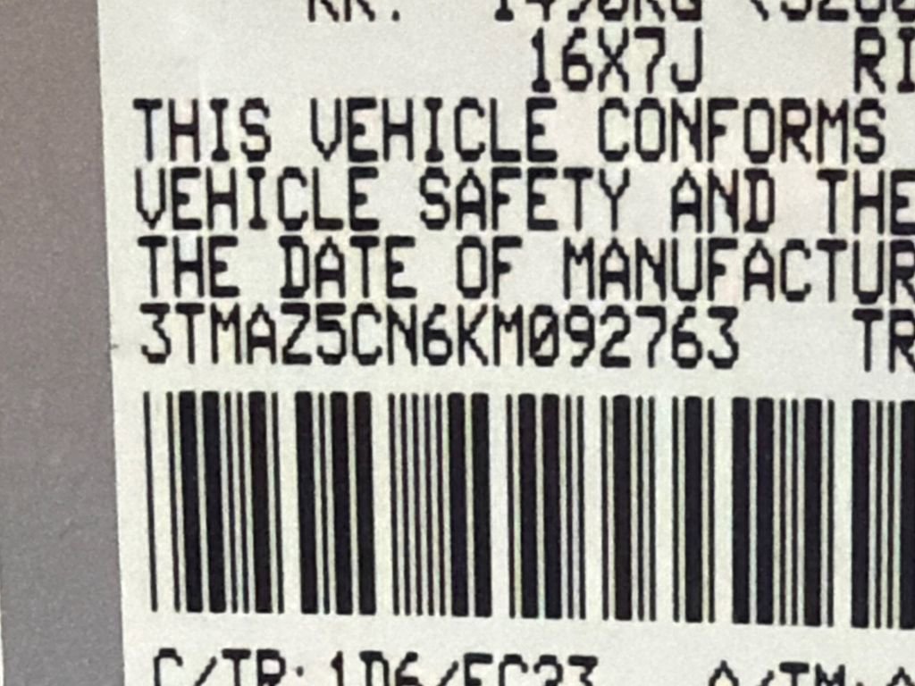 Used 2019 Toyota Tacoma SR5 RWD image 31