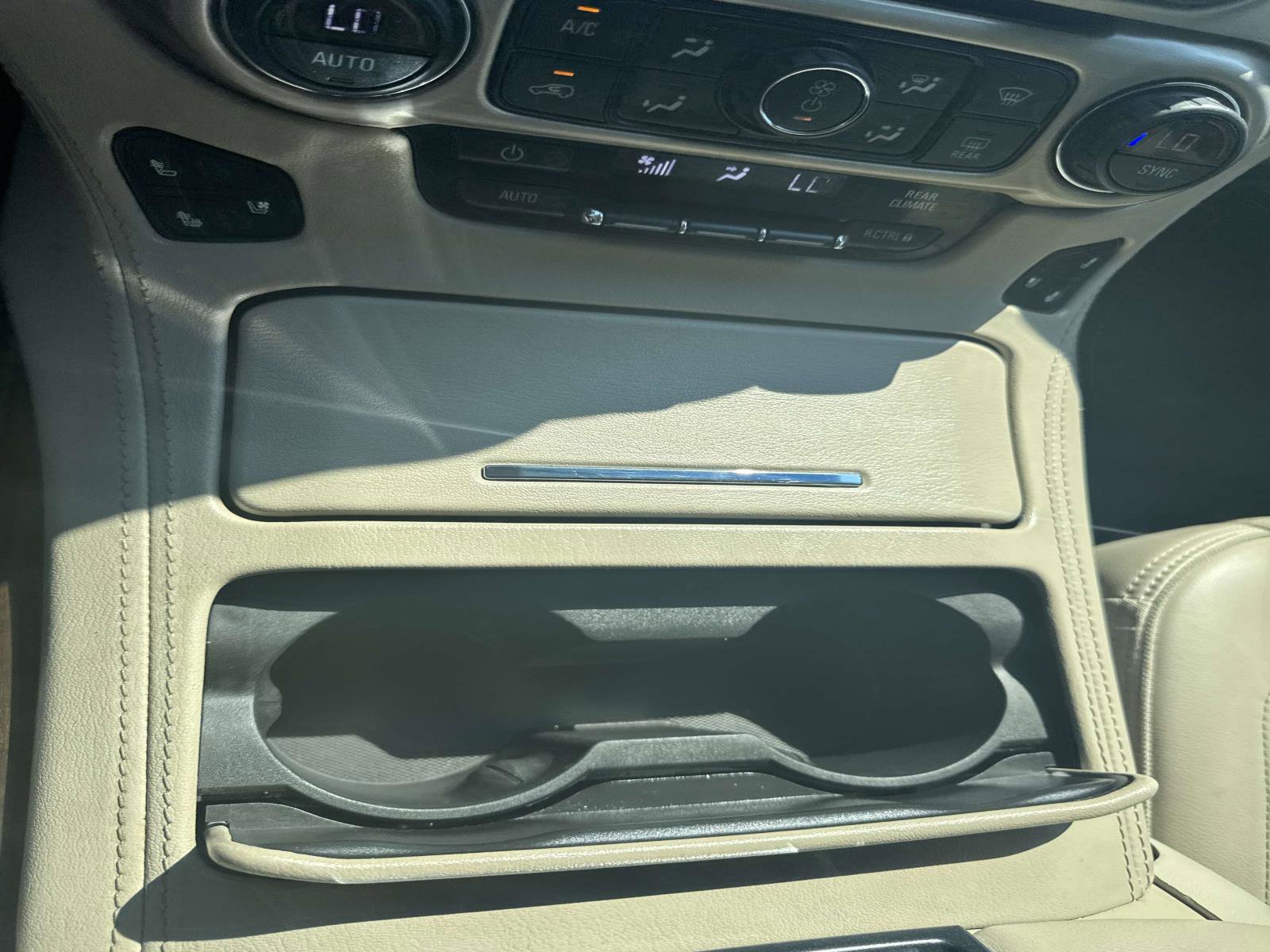 Used 2019 GMC Yukon Denali w/ Denali Ultimate Package image 26