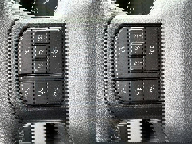 Used 2023 Ford F550 4x4 SuperCab Super Duty image 8