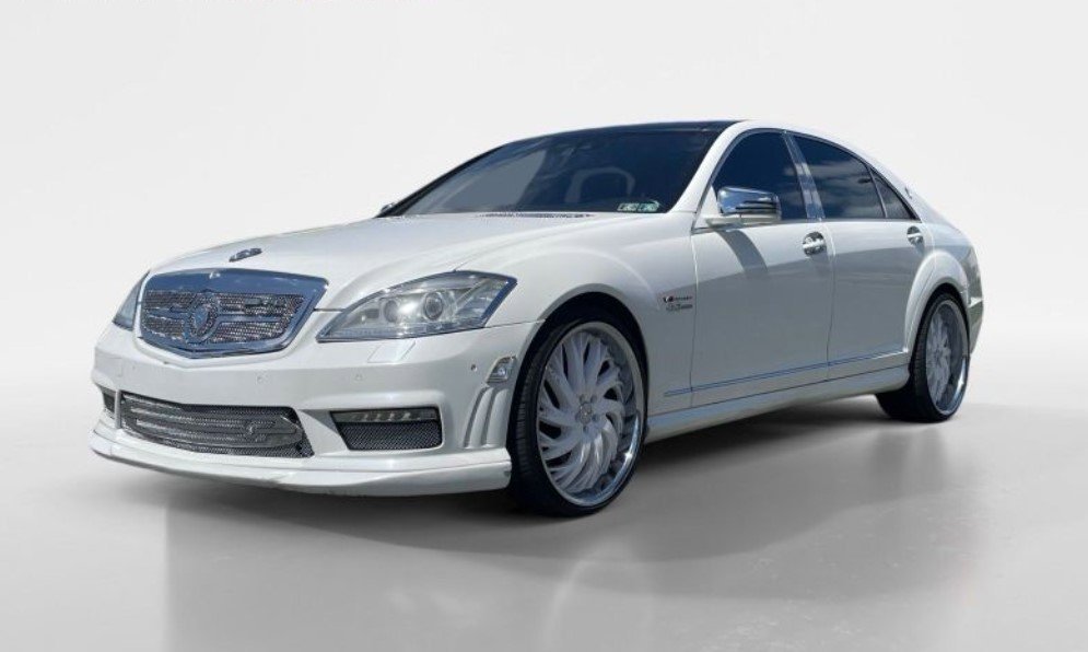 Used 2012 Mercedes-Benz S 63 AMG image 3