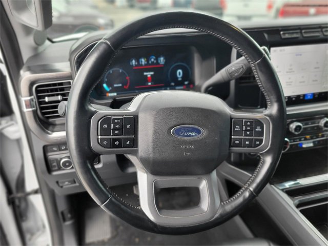 Used 2024 Ford F450 Lariat image 22