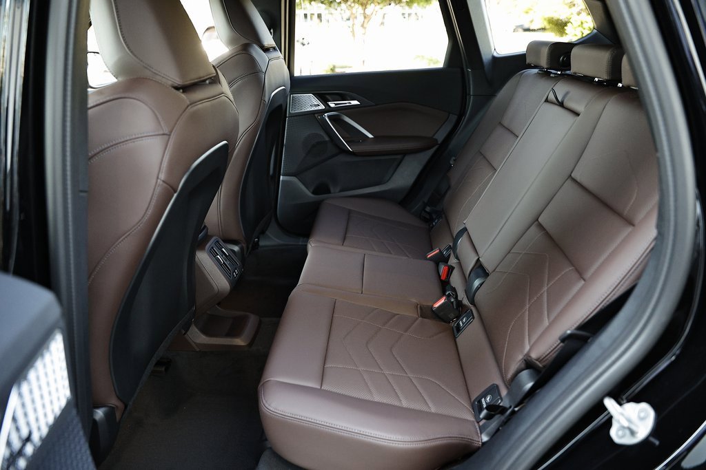 Used 2025 BMW X1 xDrive28i w/ Technology Package image 28