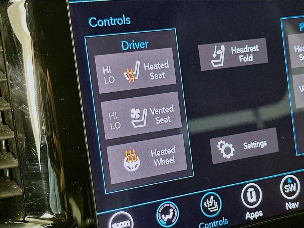 Certified 2020 Chrysler Pacifica Limited image 28