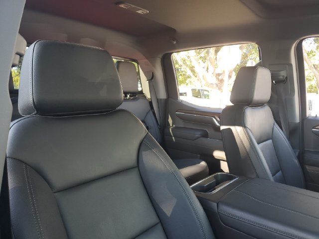 Certified 2024 Chevrolet Silverado 1500 LT Trail Boss w/ Convenience Package II AWD/4WD image 24