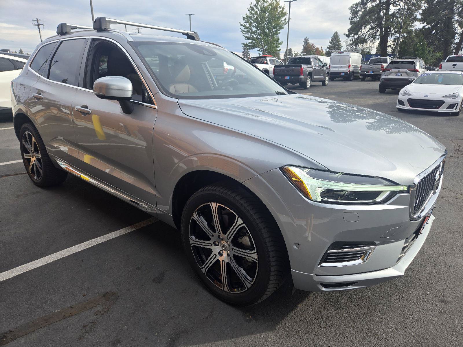 Used 2018 Volvo XC60 T8 Inscription w/ Advanced Package AWD/4WD image 7
