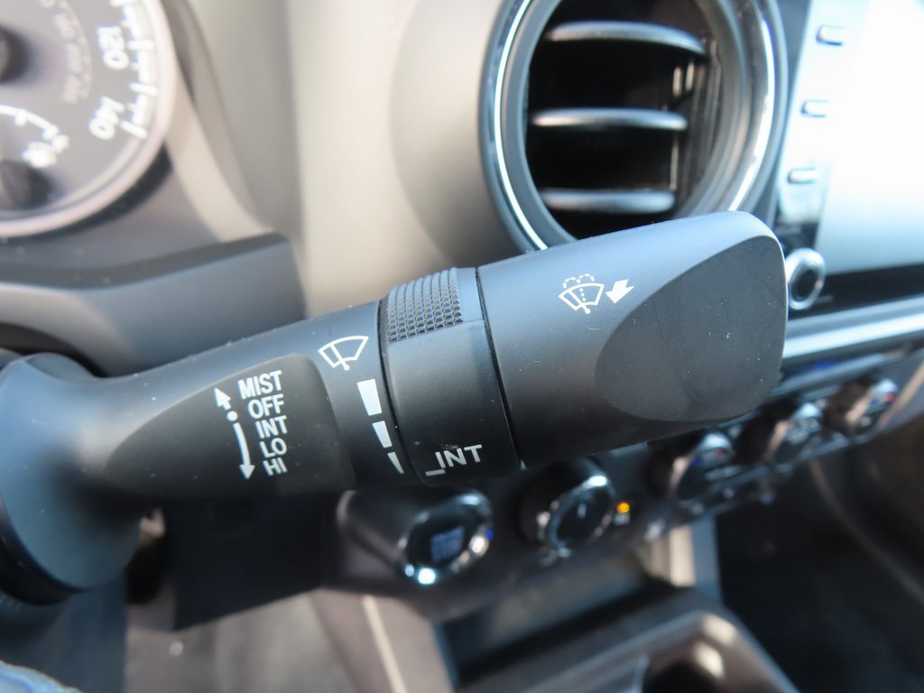 Used 2023 Toyota Tacoma TRD Off-Road image 21