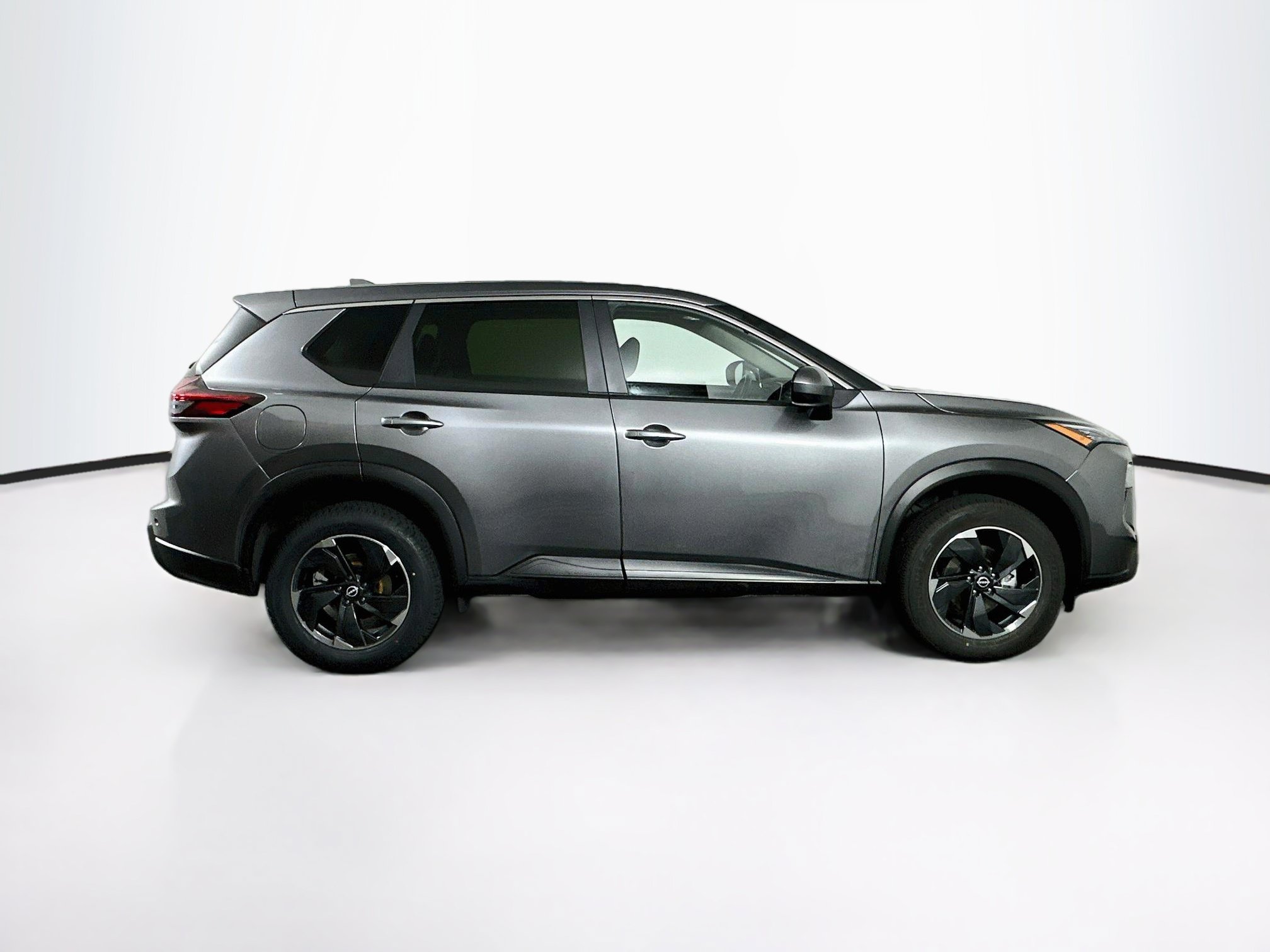 Used 2025 Nissan Rogue SV FWD image 10