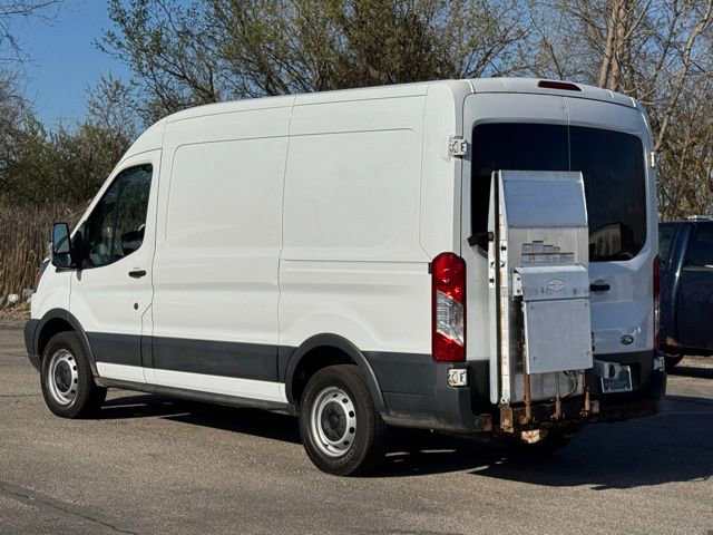 Used 2017 Ford Transit 350 Base image 4