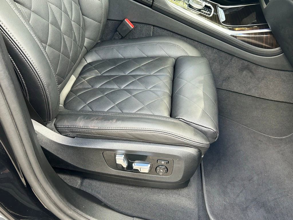 Used 2024 BMW X7 xDrive40i image 41