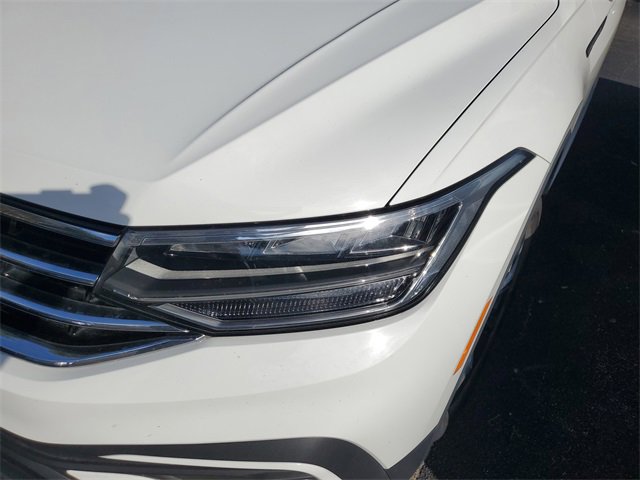 Used 2024 Volkswagen Tiguan SE image 9