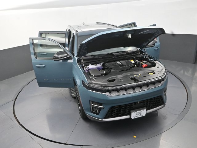 New 2026 Jeep Grand Wagoneer Limited AWD/4WD image 30