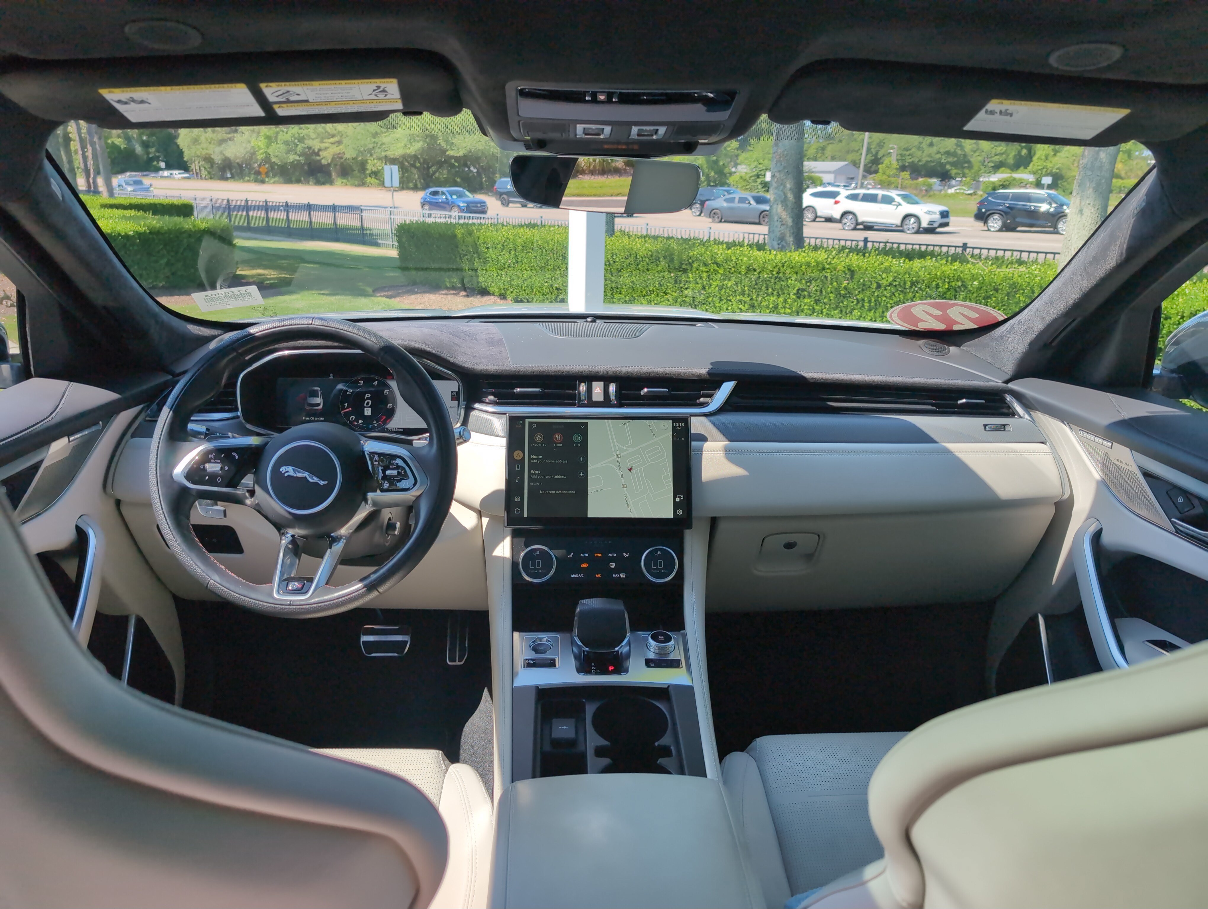 Used 2022 Jaguar F-PACE SVR AWD/4WD image 40