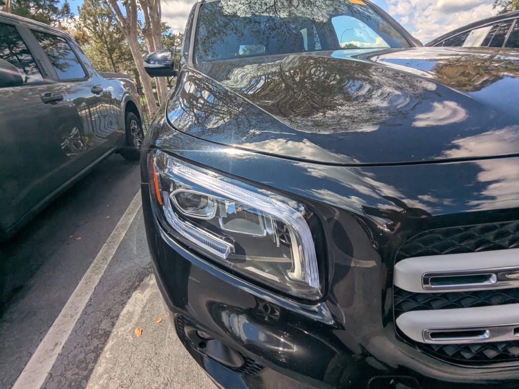 Certified 2021 Mercedes-Benz GLB 250 4MATIC image 20