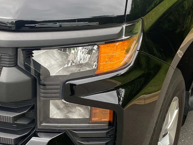 Used 2024 Chevrolet Silverado 1500 Custom RWD image 5
