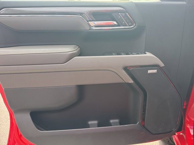 Used 2026 Chevrolet Silverado 1500 ZR2 image 9