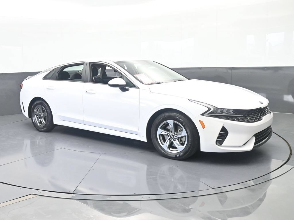 Used 2021 Kia K5 LXS FWD image 8