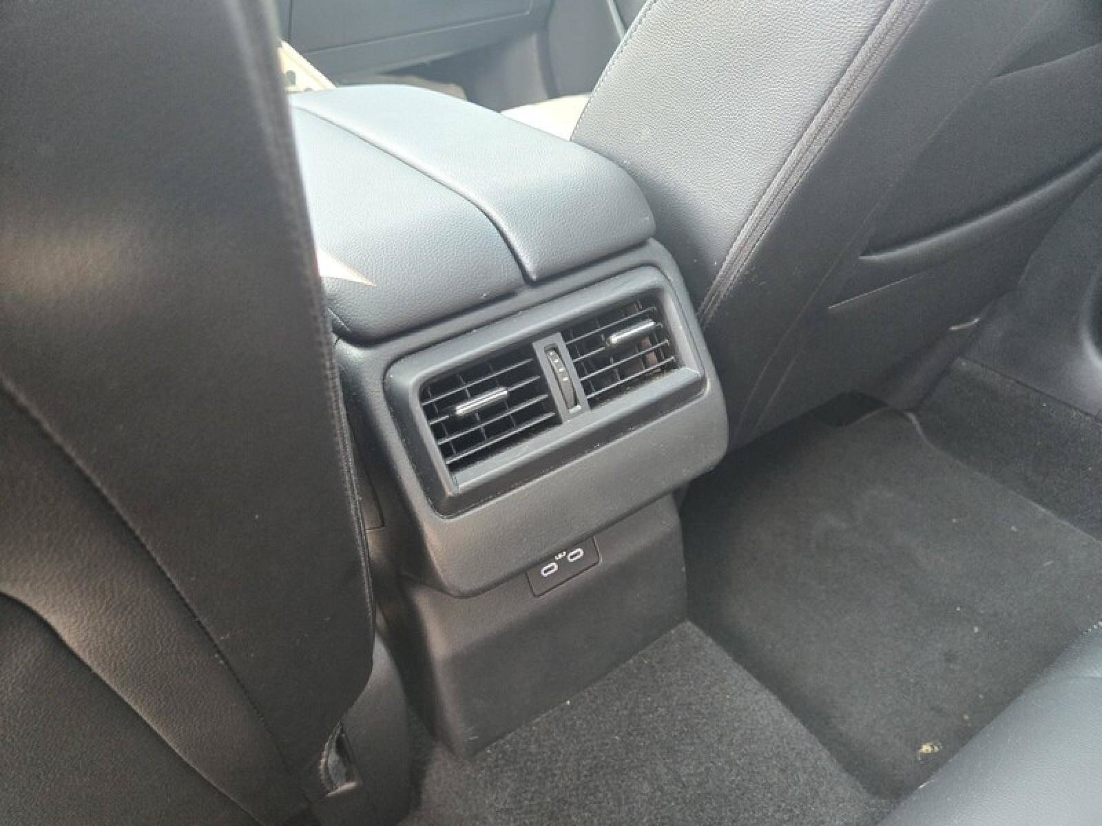 Used 2025 MAZDA CX-50 AWD 2.5 S w/ Premium Package image 28