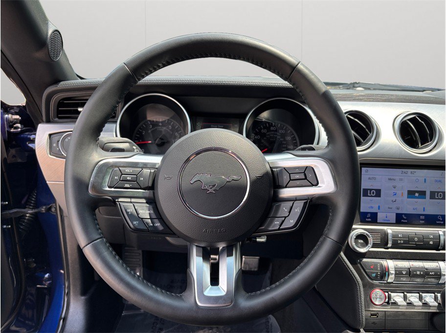 Used 2020 Ford Mustang Premium RWD image 23