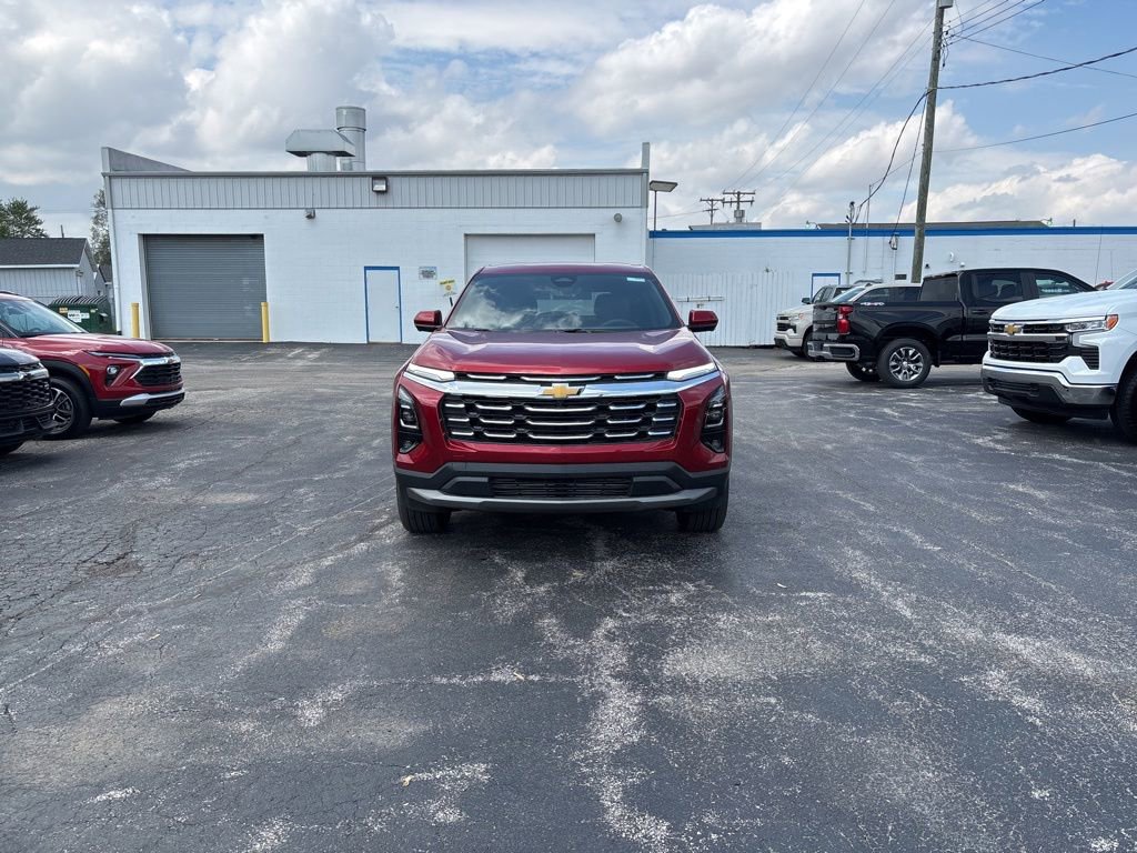New 2026 Chevrolet Equinox LT w/ Convenience Package II FWD image 2