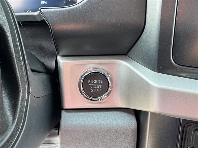 New 2025 Ford F350 XLT w/ Black Appearance Package image 16