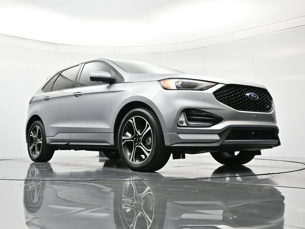 Used 2020 Ford Edge ST image 40