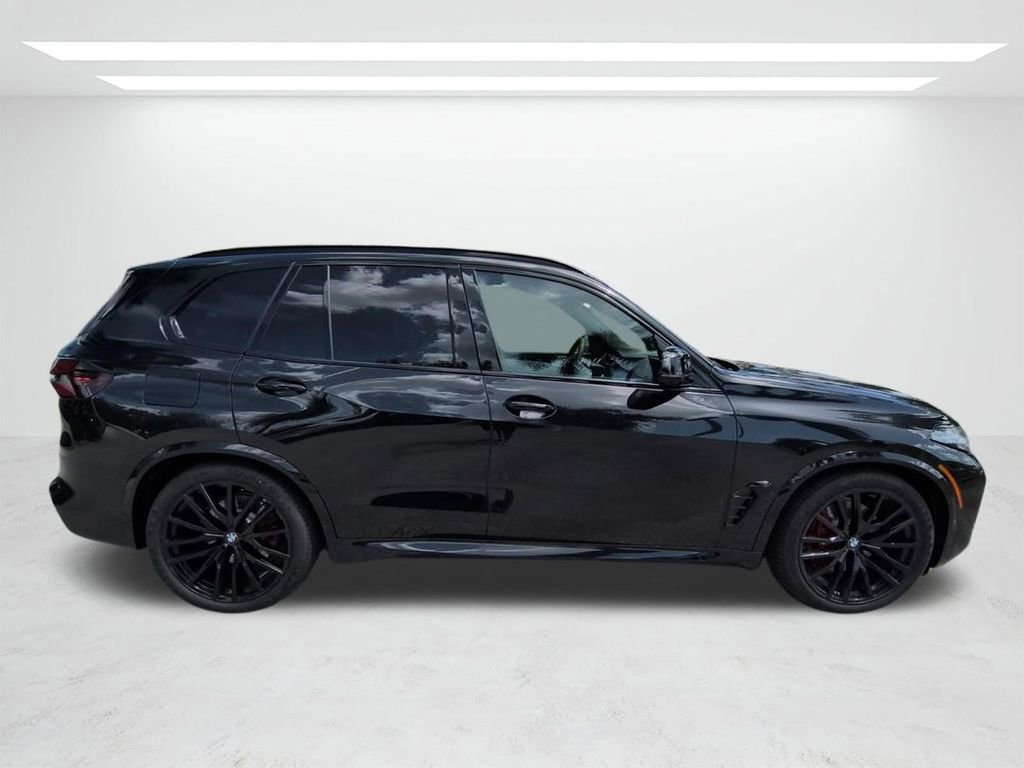 New 2026 BMW X5 xDrive40i w/ Executive Package image 3