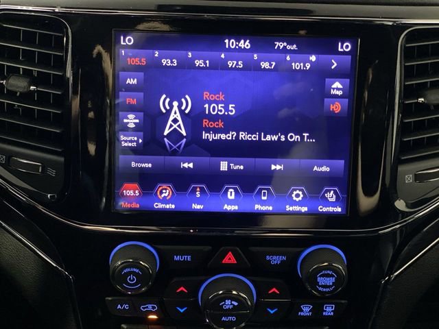 Used 2020 Jeep Grand Cherokee Overland AWD/4WD image 18