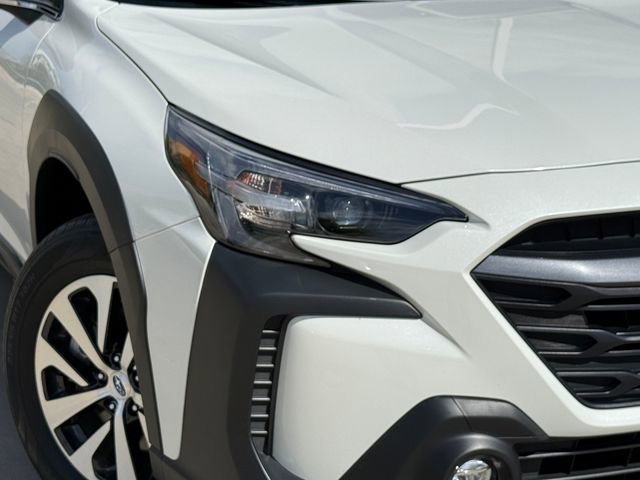Used 2025 Subaru Outback Premium image 3