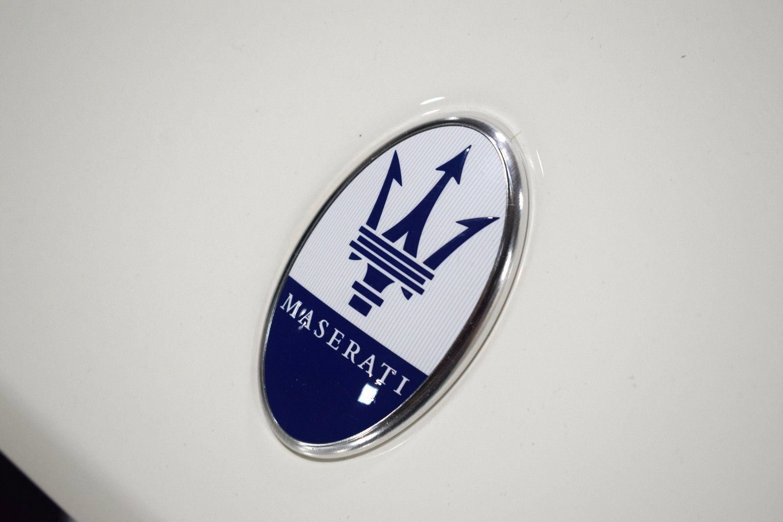 Certified 2023 Maserati Levante GT AWD/4WD image 3