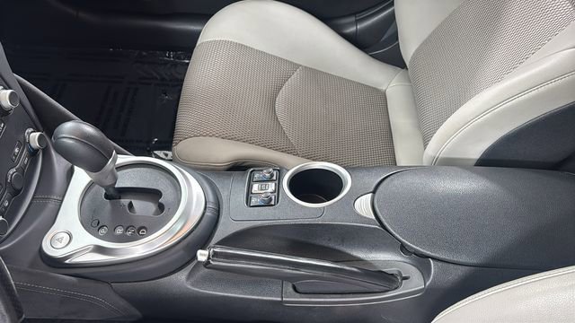 Used 2017 Nissan 370Z Touring image 27