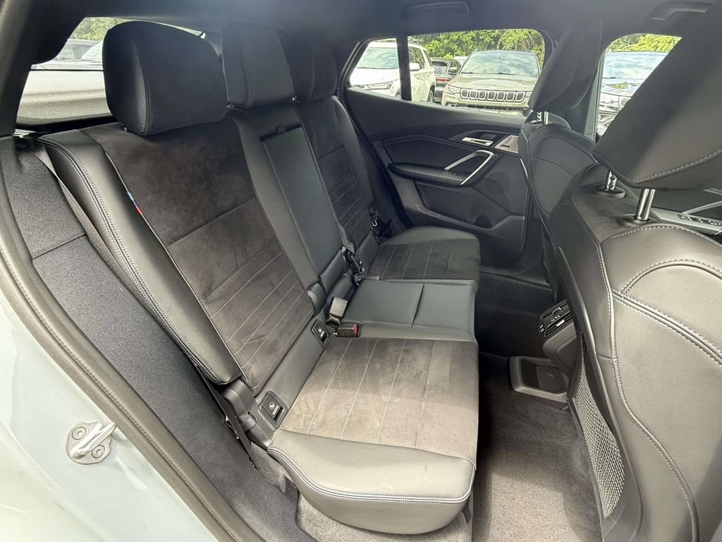 Used 2024 BMW X2 M35i AWD/4WD image 10