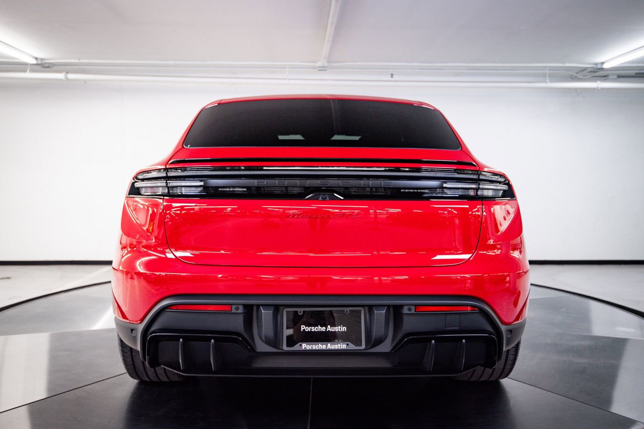 New 2026 Porsche Macan GTS Electric image 6