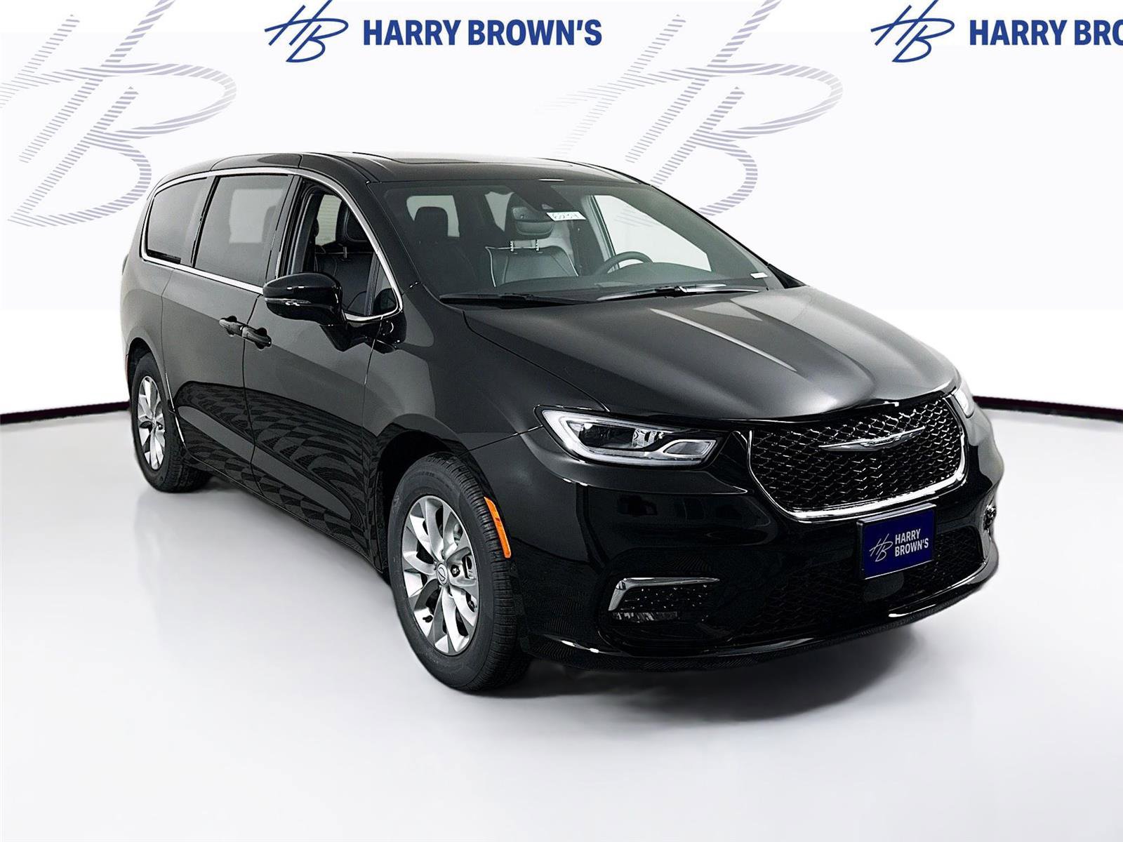 New 2026 Chrysler Pacifica Limited FWD image 29