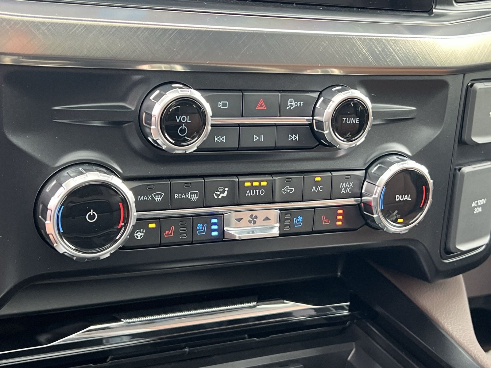 New 2026 Ford F350 King Ranch AWD/4WD image 21