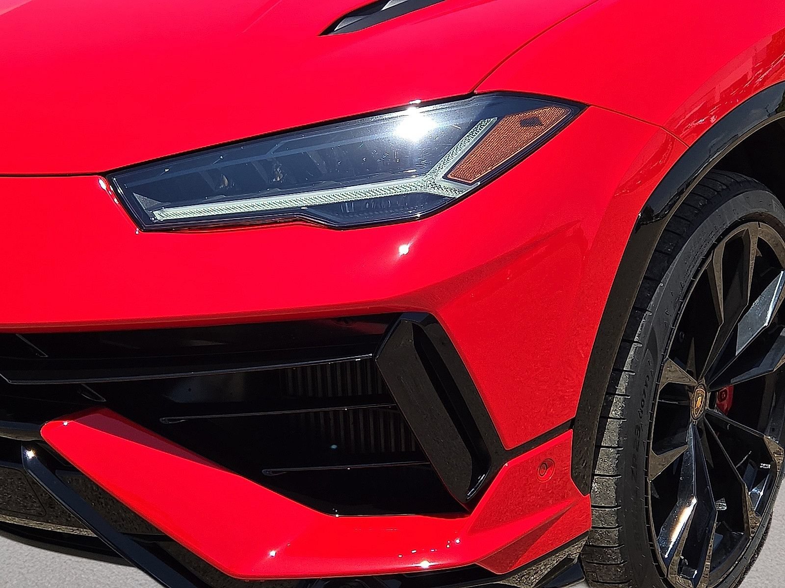 Used 2023 Lamborghini Urus S AWD/4WD image 11