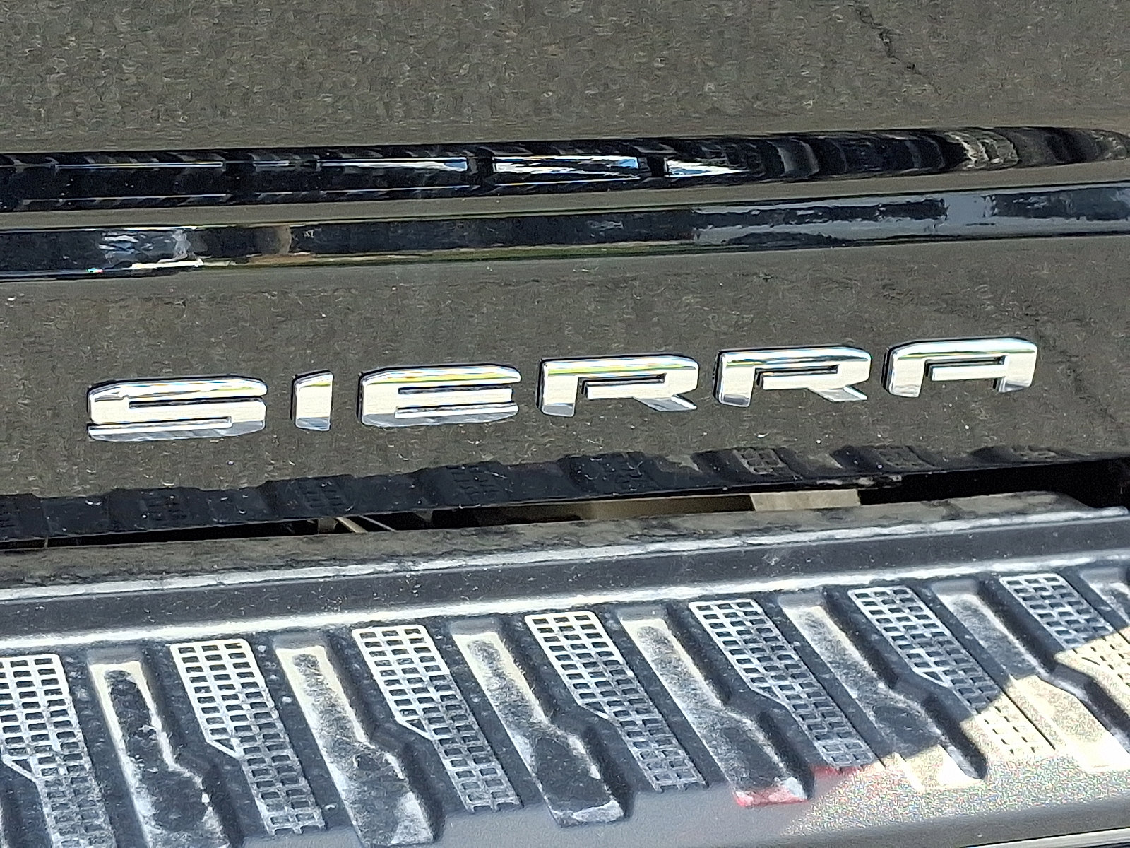 New 2026 GMC Sierra 2500 Denali Ultimate image 11