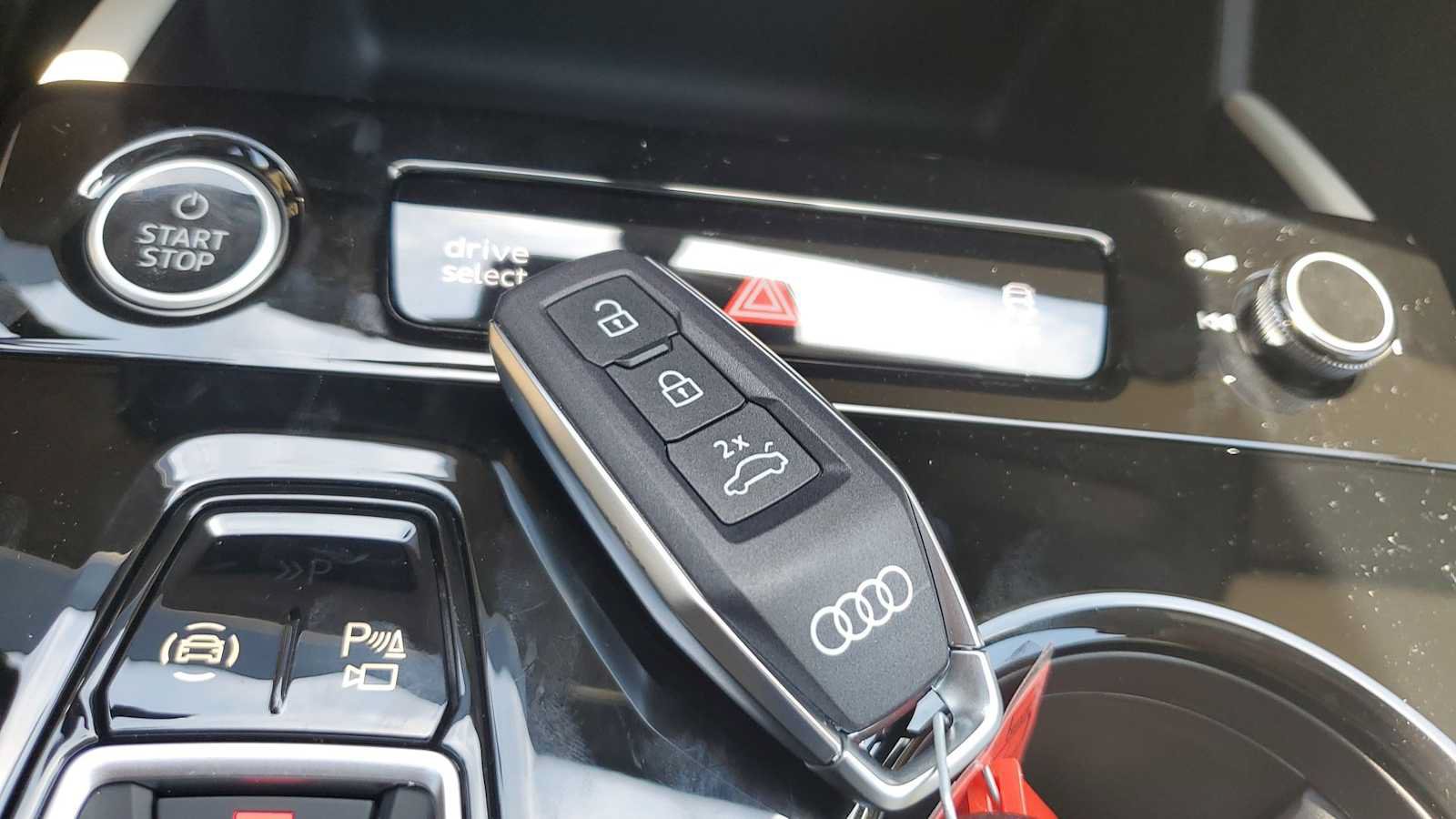 New 2027 Audi Q6 e-tron Premium Plus AWD/4WD image 36
