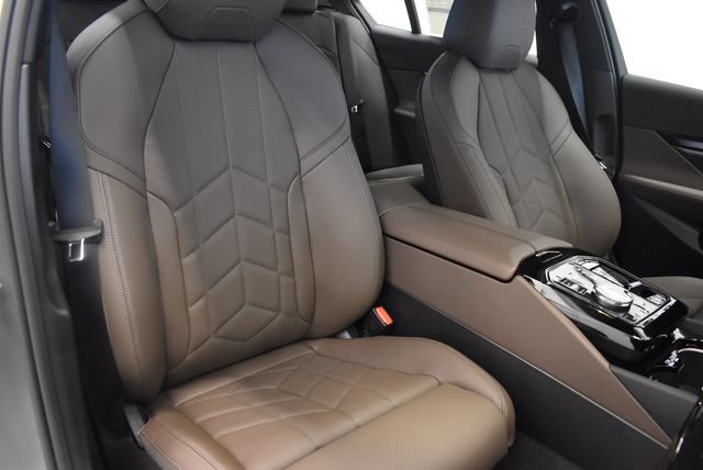 New 2027 BMW 530i xDrive w/ Premium Package AWD/4WD image 6