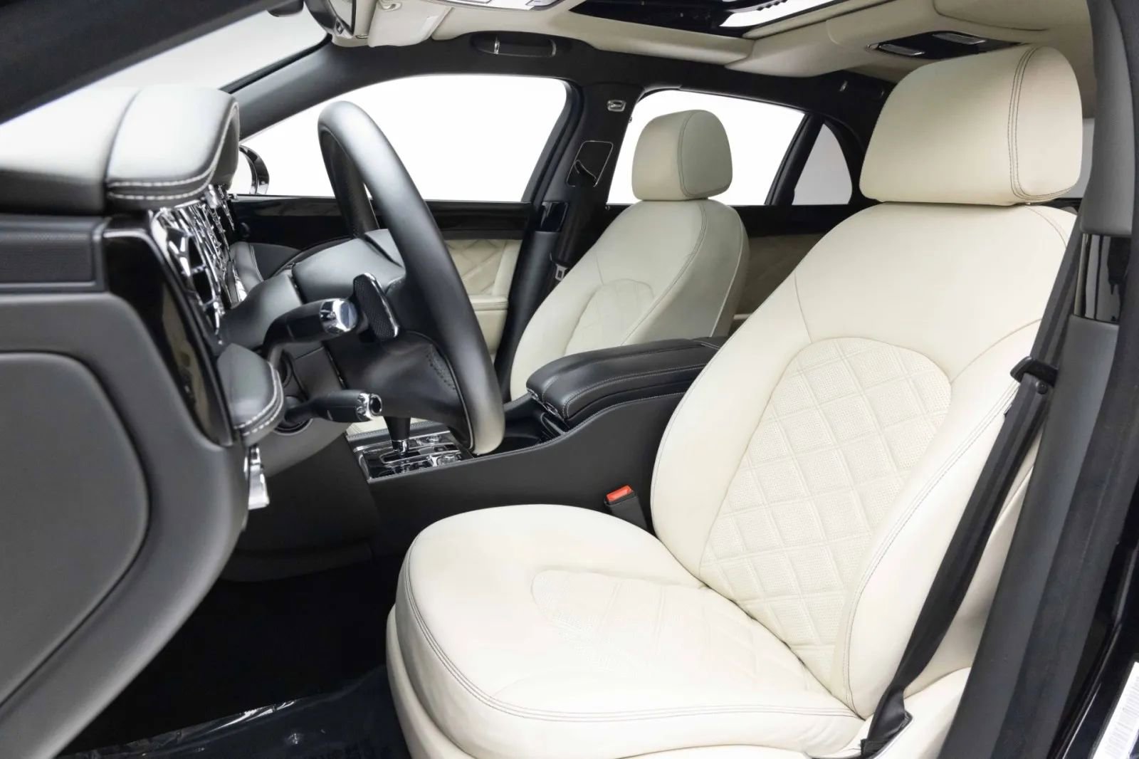 Used 2014 Bentley Mulsanne RWD image 6