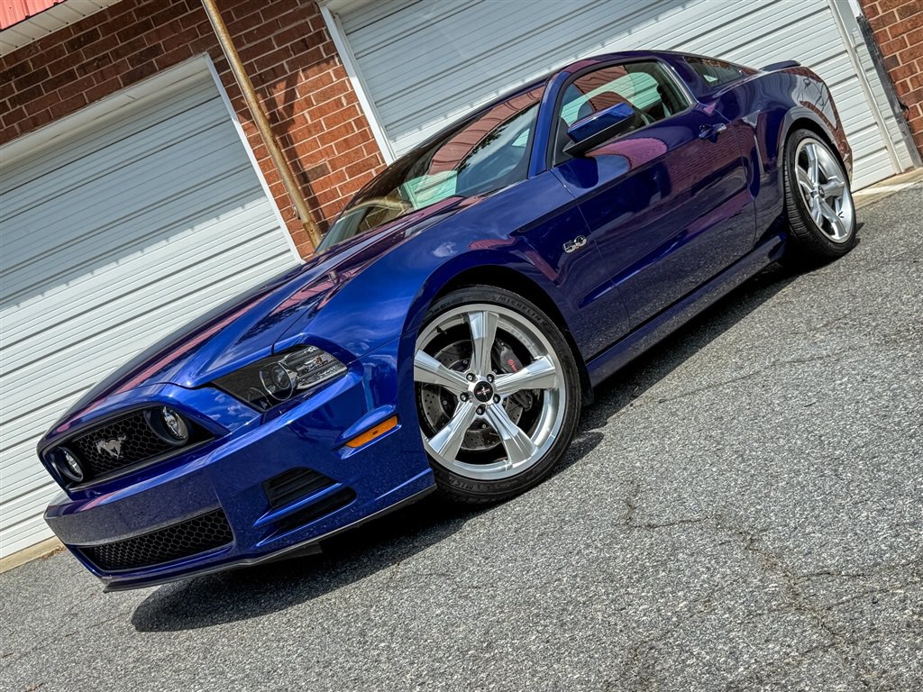 Used 2014 Ford Mustang GT Premium w/ GT Track Package RWD image 3