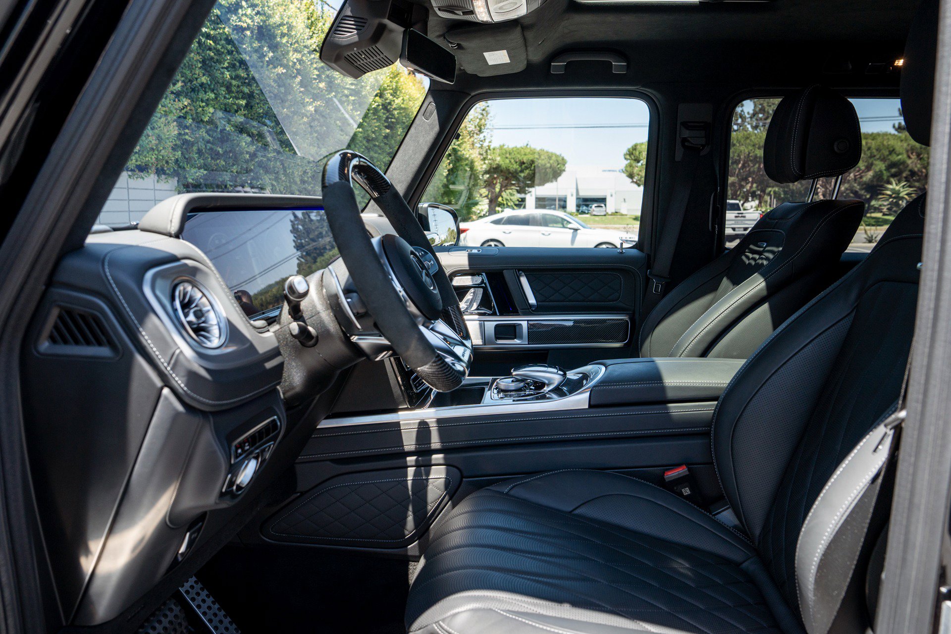 Used 2024 Mercedes-Benz G 63 AMG 4MATIC image 35