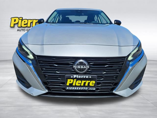 Used 2024 Nissan Altima 2.5 SV FWD image 10