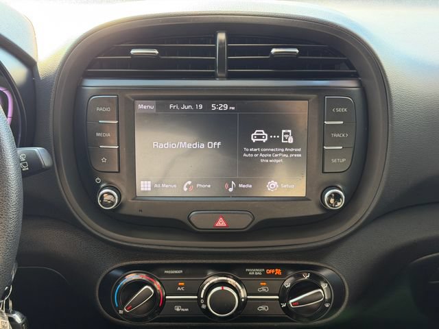 Used 2024 Kia Soul LX FWD image 14