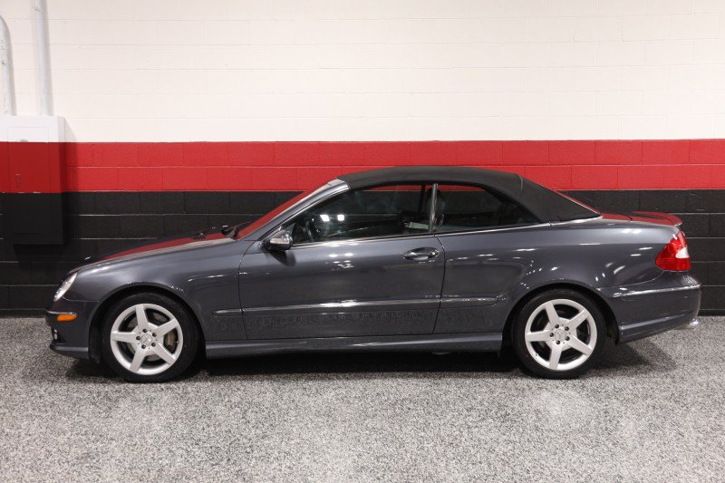 Used 2009 Mercedes-Benz CLK 350 Cabriolet image 25