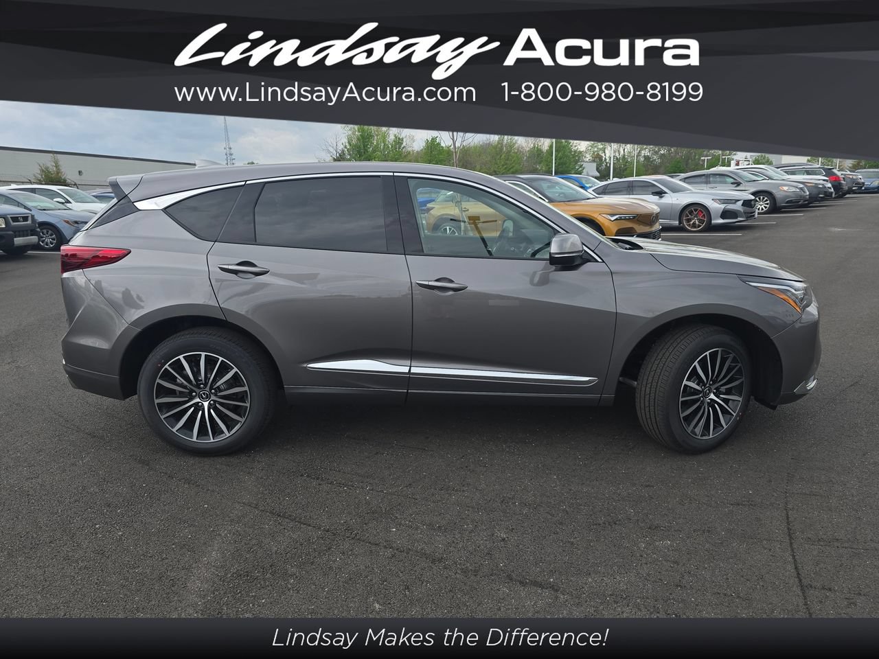 New 2026 Acura RDX w/ Advance Package AWD/4WD image 3