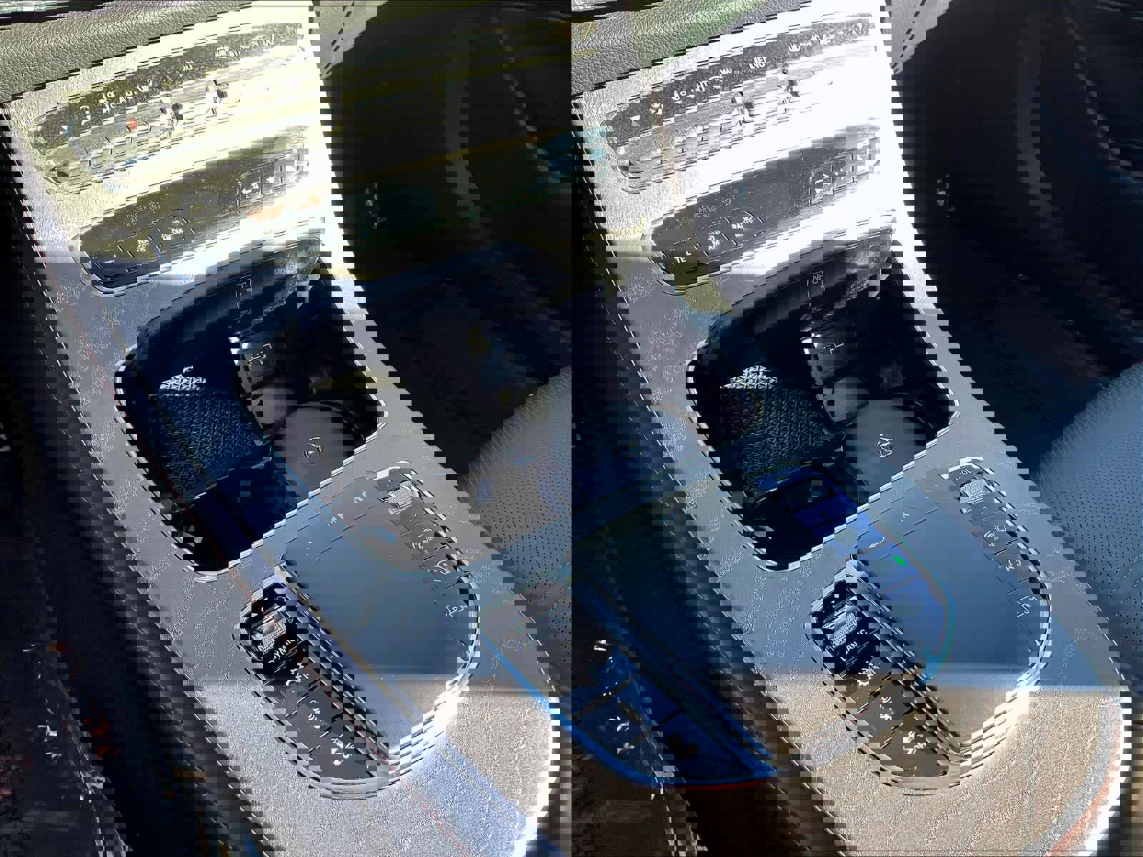 Used 2022 Mercedes-Benz E 53 AMG 4MATIC Sedan image 35