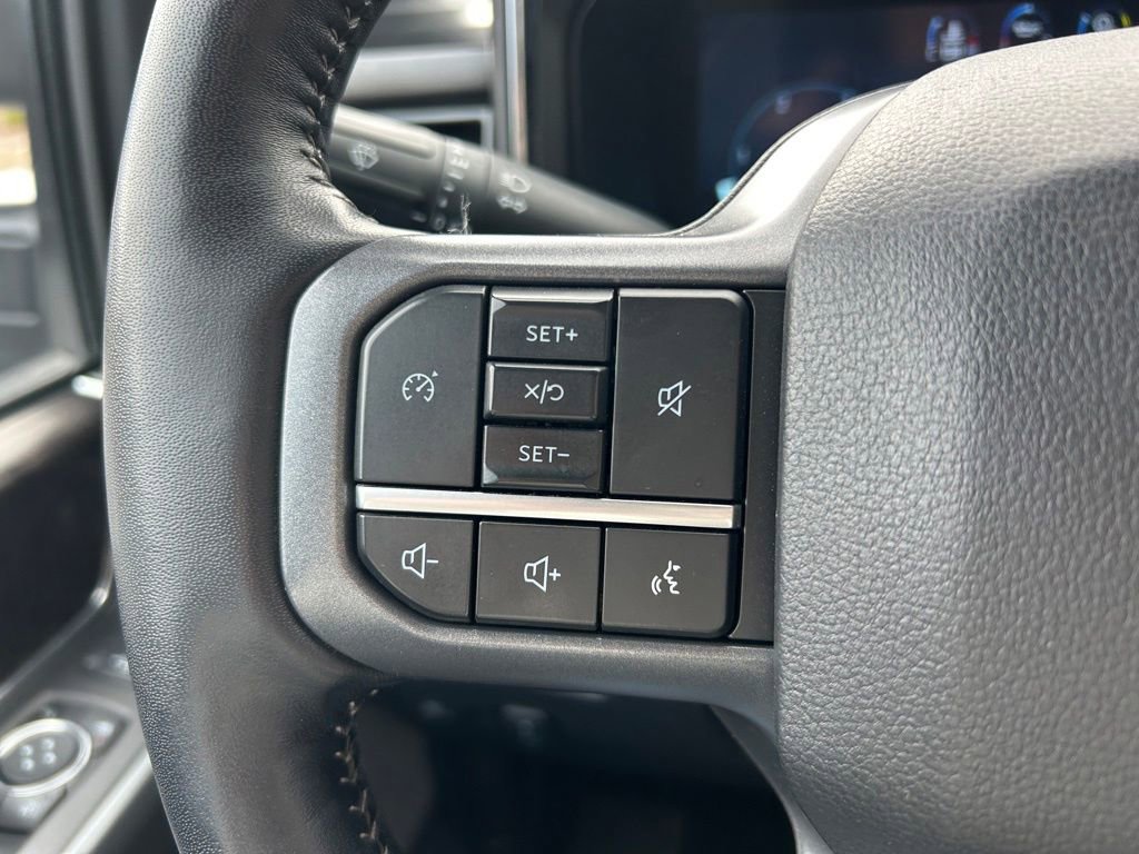 Used 2024 Ford F250 Lariat image 32