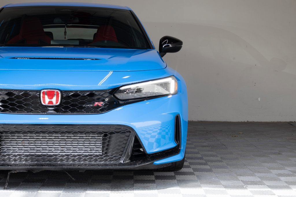 Used 2025 Honda Civic Type R image 5