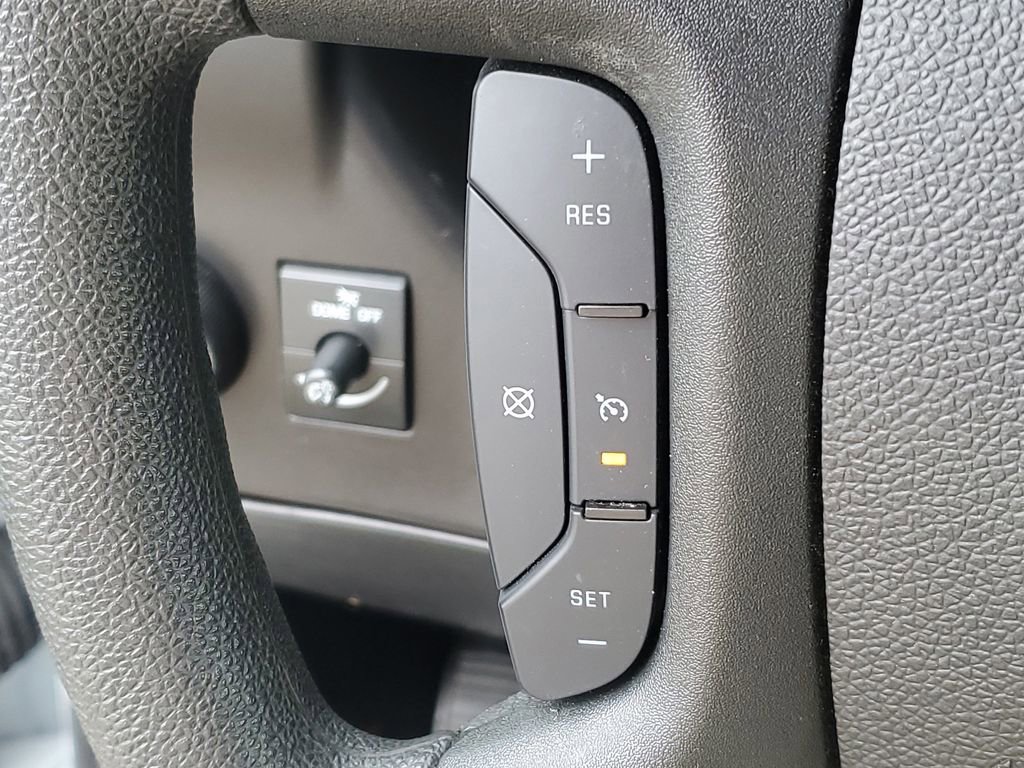 Used 2024 Chevrolet Express 2500 w/ Driver Convenience Package image 11